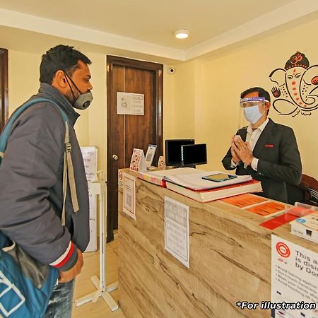 Oyo Hotel Apple Inn Surat Eksteriør bilde